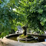 La Fontaine Aux Poissons Rouges Moussac