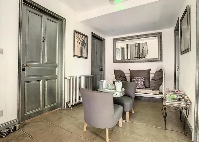 Bed & Breakfast La Fontaine Aux Poissons Rouges Moussac