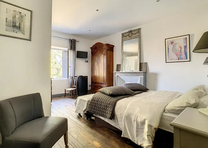 Bed & Breakfast La Fontaine Aux Poissons Rouges